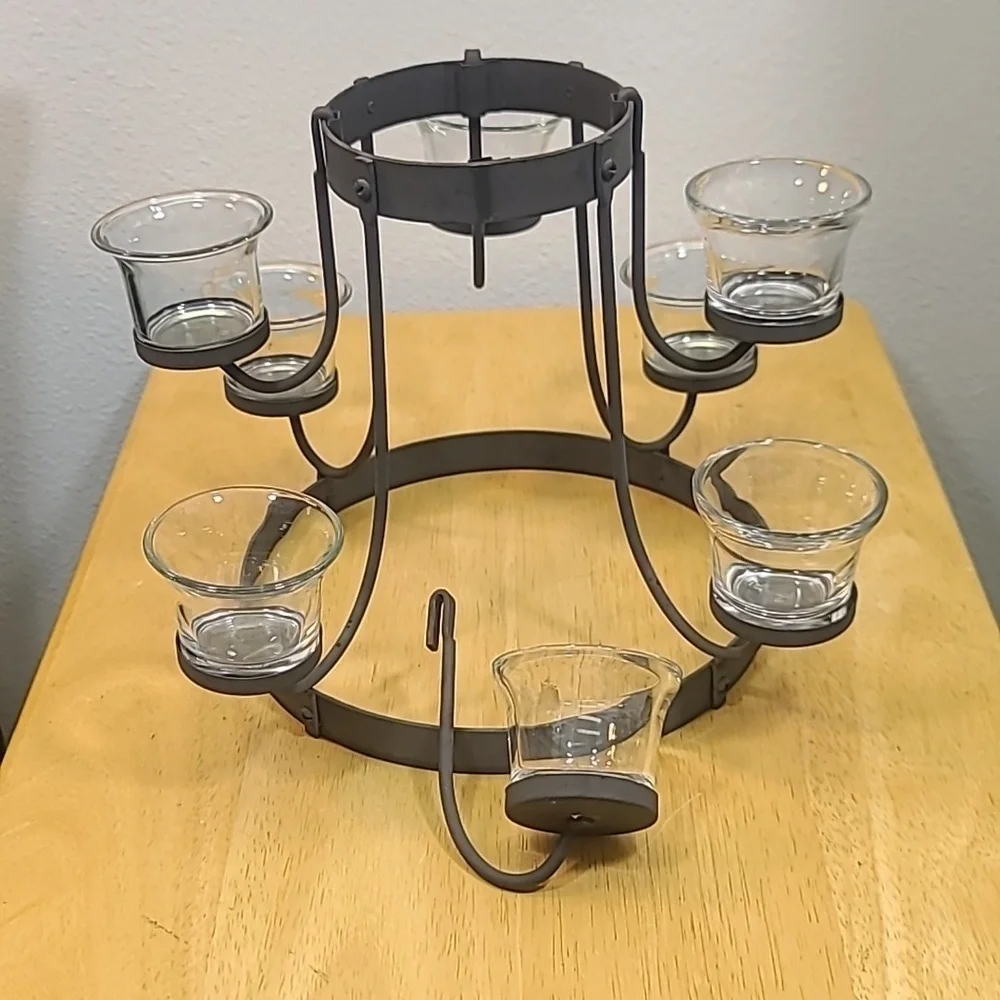Metal multi teired adjustable candle holder